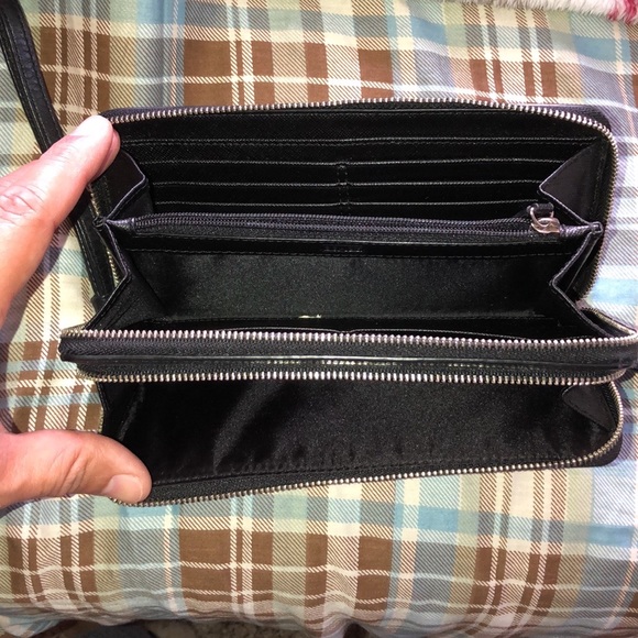 Coach Leather Clutch Wristlet // Bad Zipper - Picture 4 of 10